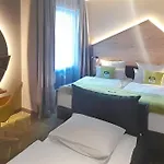 Holiday Inn - The Niu, Mill Cologne Muelheim, An Ihg Hotel